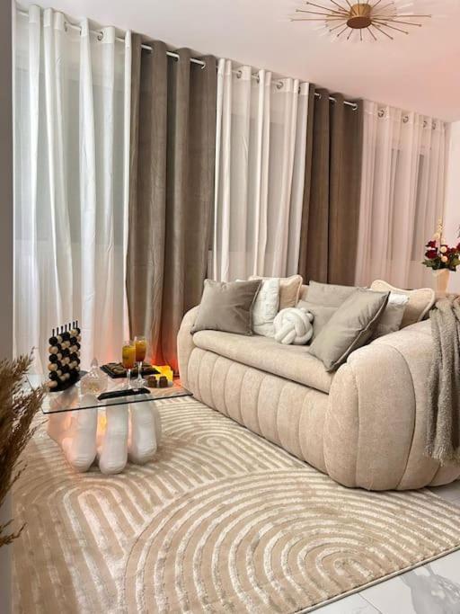 Apartment Luxueux Jacuzzi Proche De Paris *